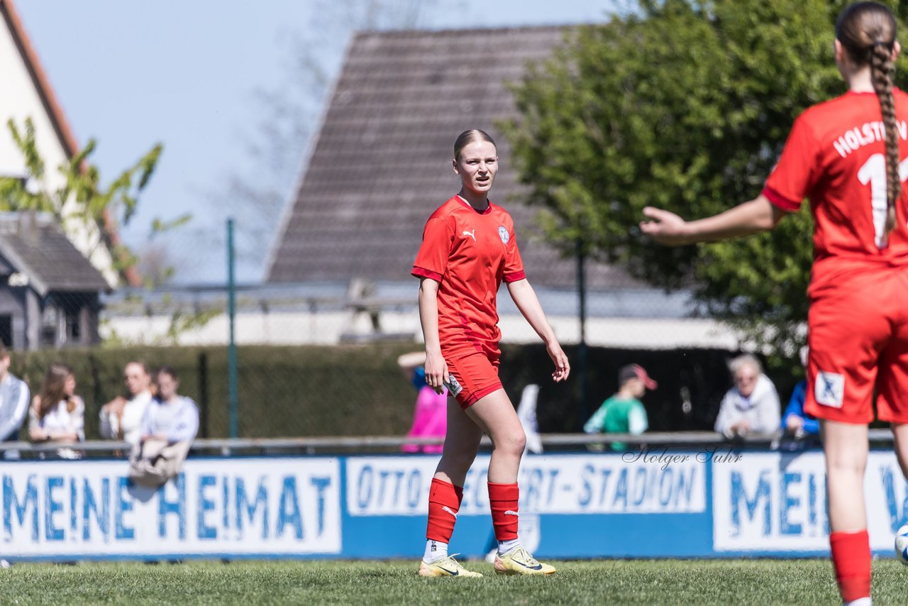 Bild 113 - F TSV Zarpen - Holstein Kiel II : Ergebnis: 2:6